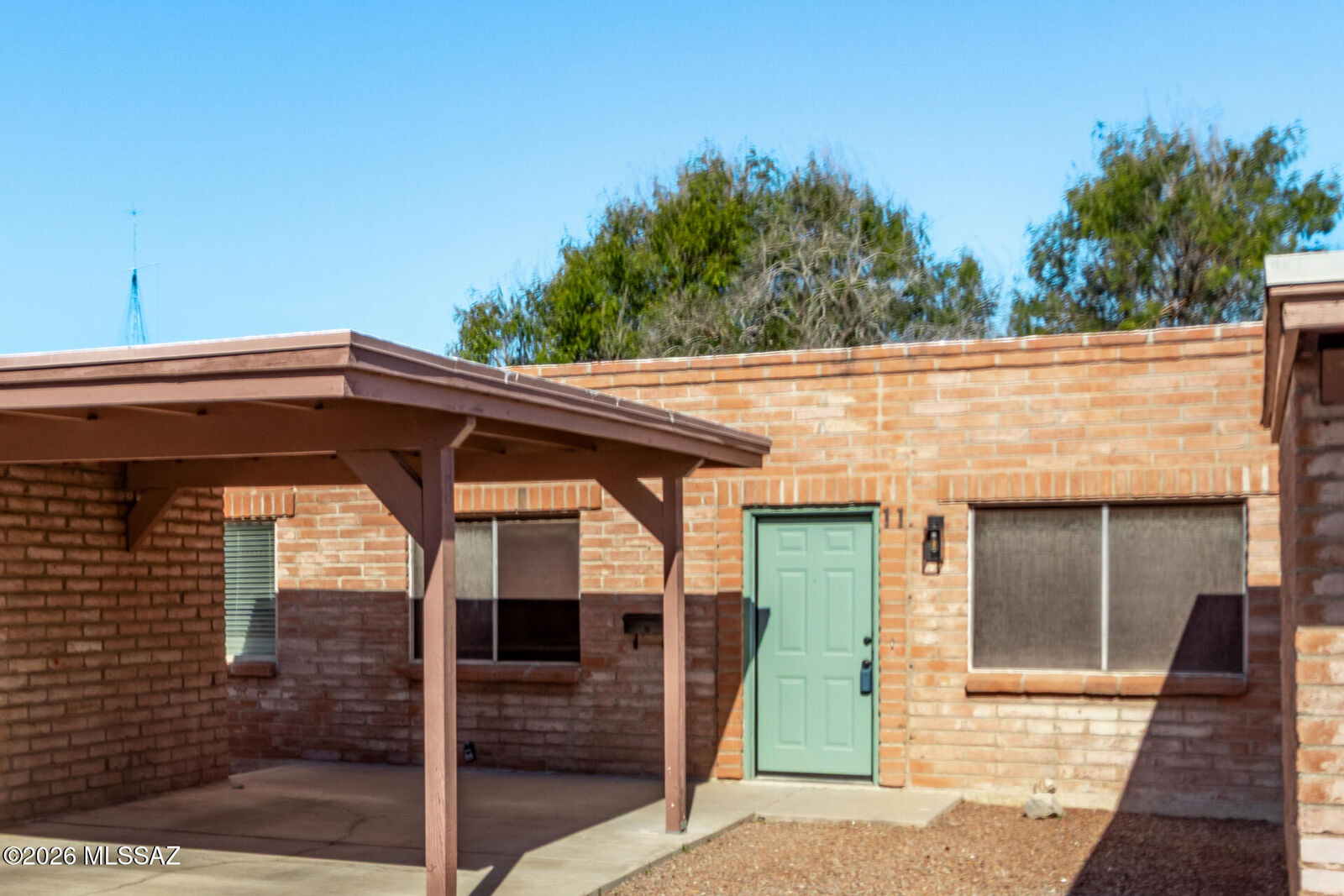 Property Photo: 3960 E Flower Street Apt 11 AZ 85712
