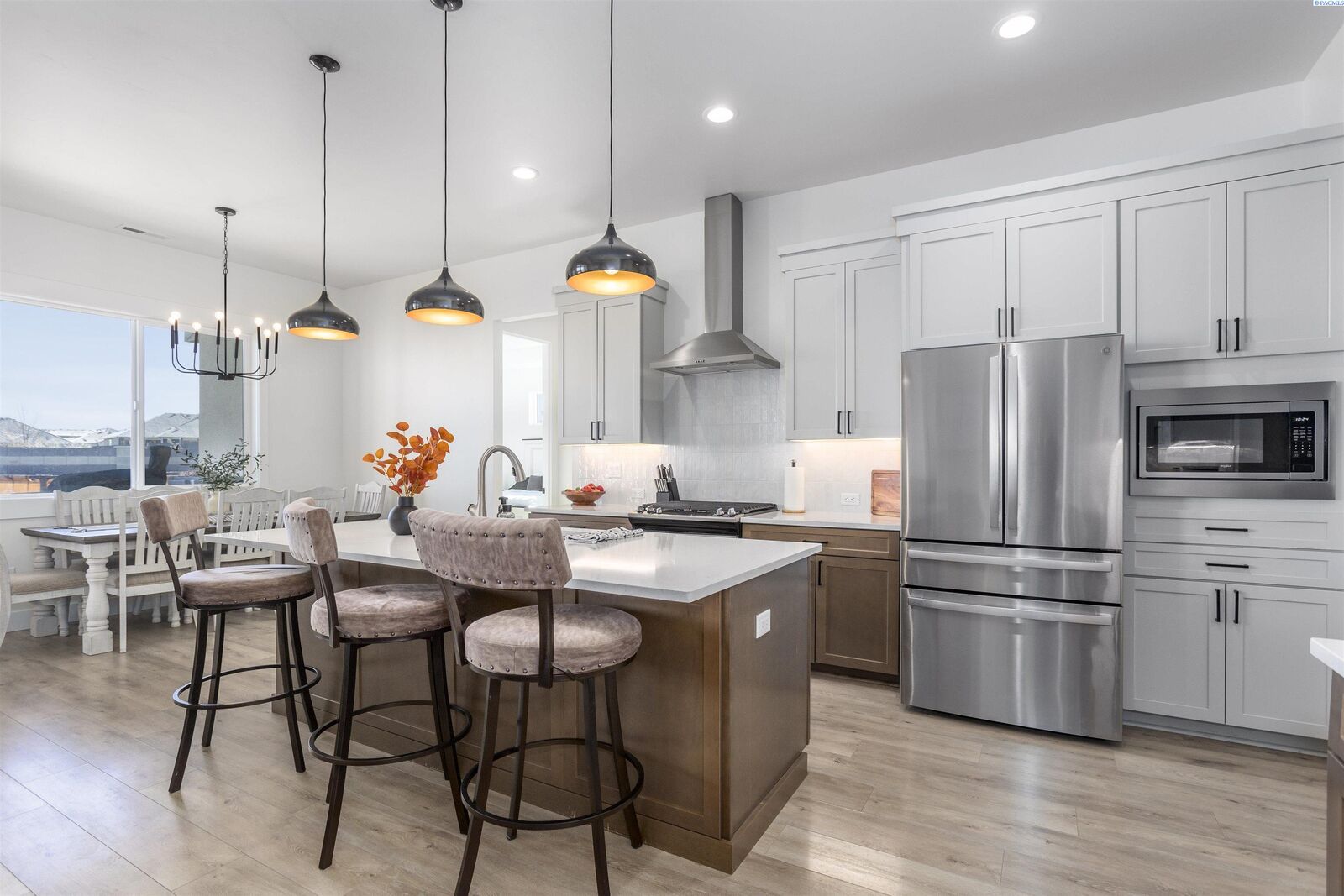 Property Photo:  3605 S Nelson St  WA 99338 