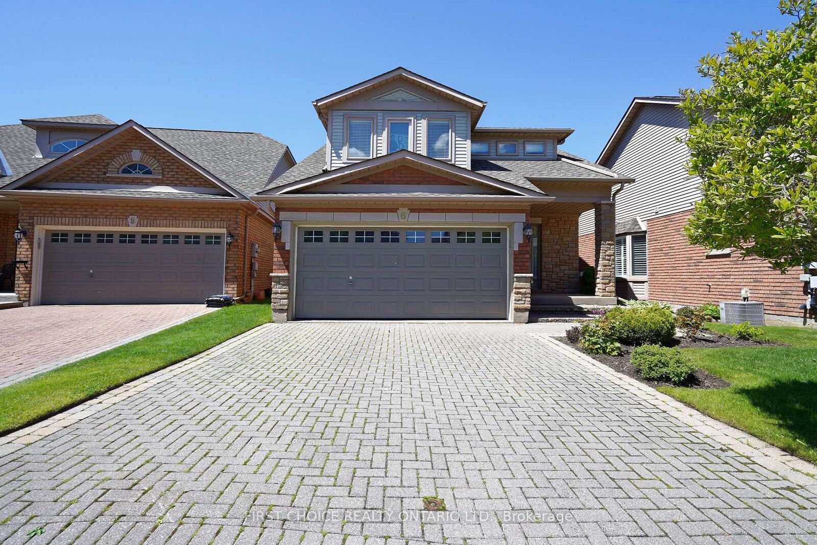 Property Photo: 6 Forest Link Court ON L9R 2A1