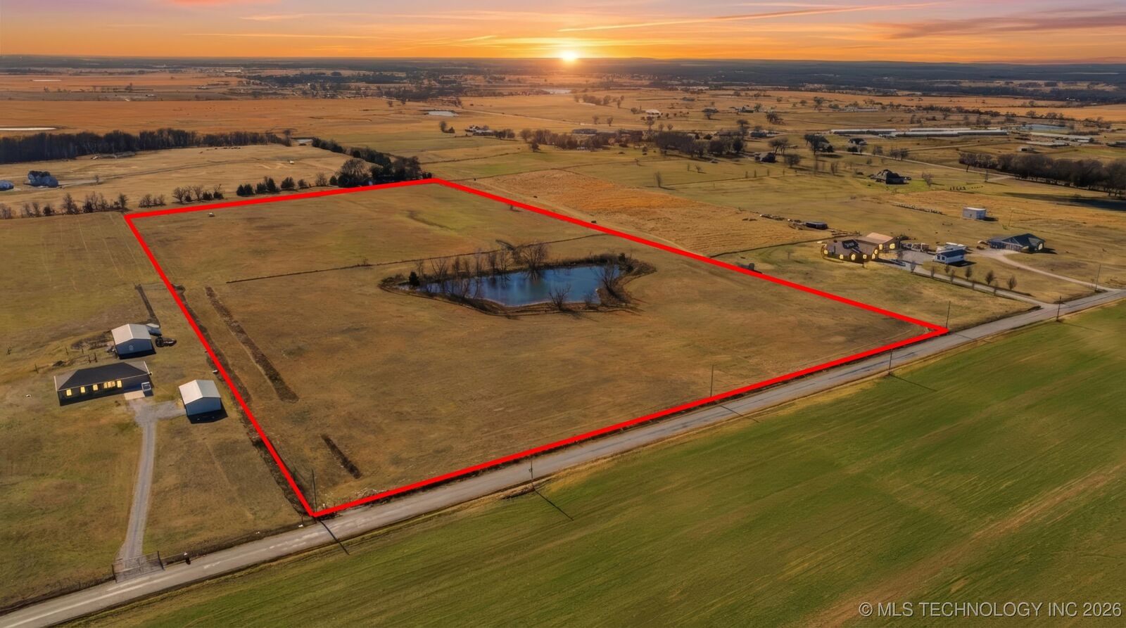 Property Photo:  19430 E 620 Road  OK 74036 