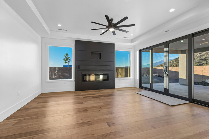 Property Photo: 1566 W 540 N UT 84737