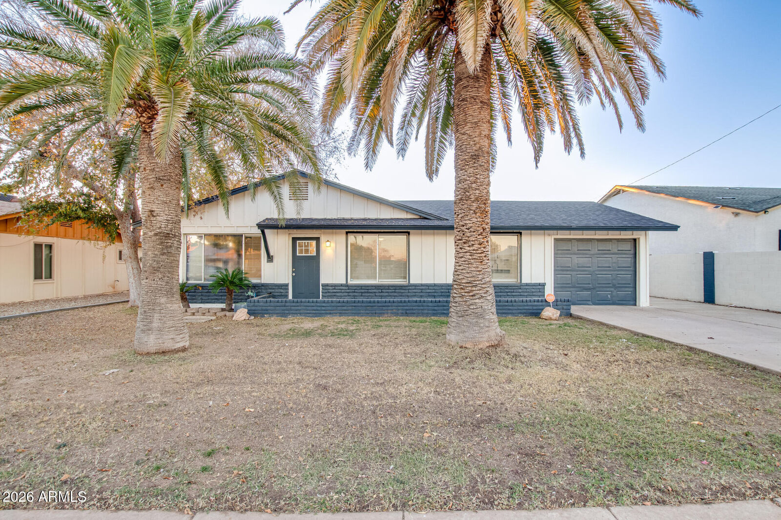 Property Photo:  17232 N 16th Avenue  AZ 85023 