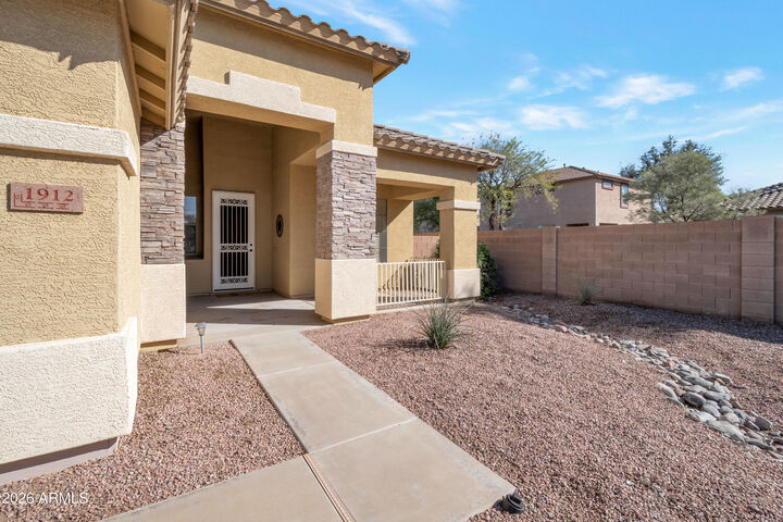 Property Photo: 1912 E Flintlock Way AZ 85286