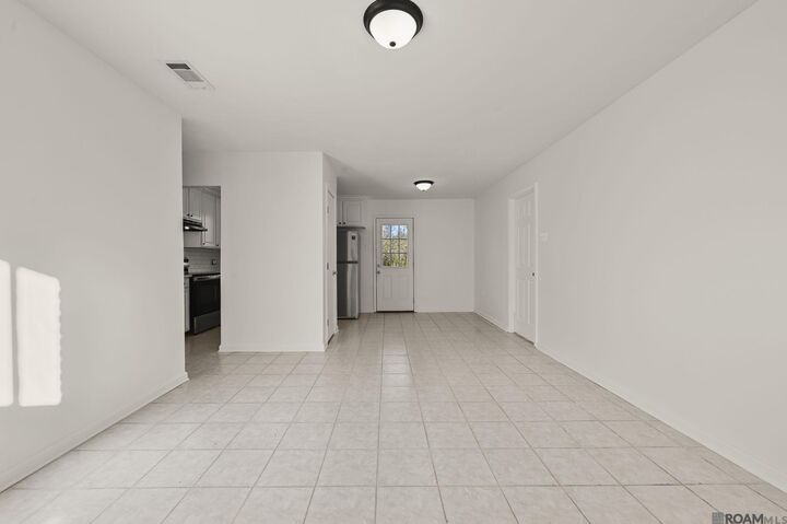 Property Photo: 4807 Tristian Ave LA 70714