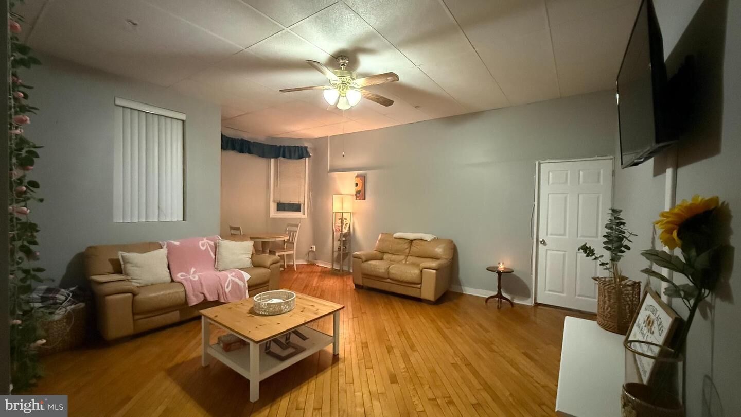 Property Photo:  1601 Wolf Street  PA 19145 