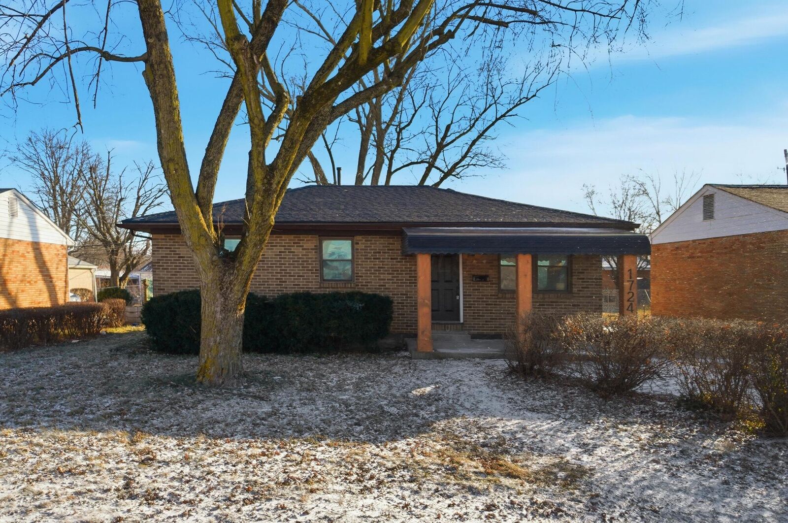 Property Photo:  1724 Woodland Avenue  OH 43219 