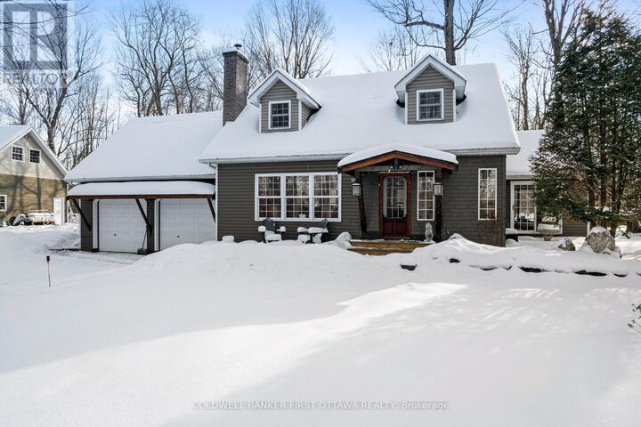 Property Photo:  99 Old Kingston Road  ON K0G 1L0 