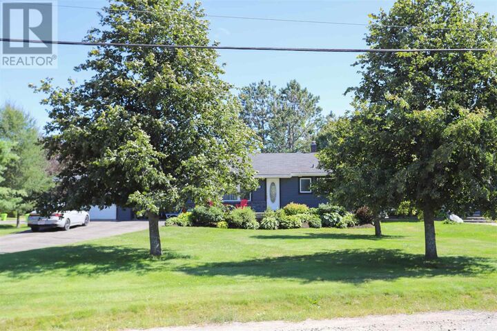 Property Photo: 3875 Queen St E ON P6A 6X2