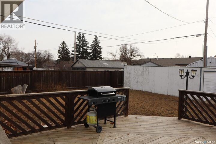 Property Photo:  2 3rd Street E  SK S0H 4K0 