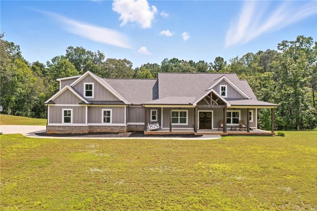 Property Photo: 14430 Fincher Road GA 30114