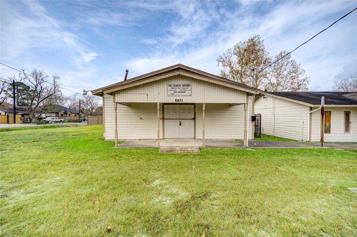 Property Photo:  6433 Eastland Street  TX 77028 