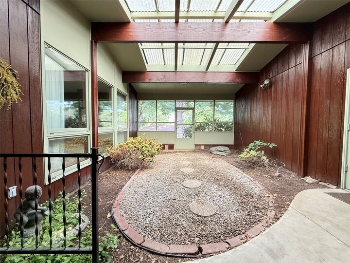 Property Photo:  3509 Caulder Avenue  IA 50321 