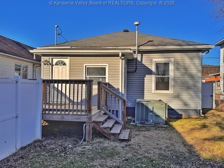 Property Photo: 1217 Payne Avenue WV 25064