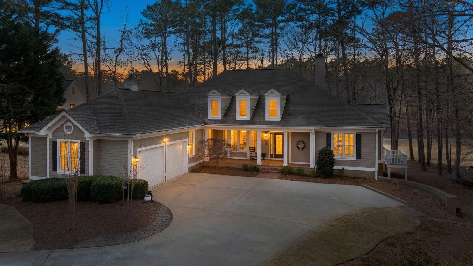 Property Photo:  1301 Planters Trail  GA 30642 