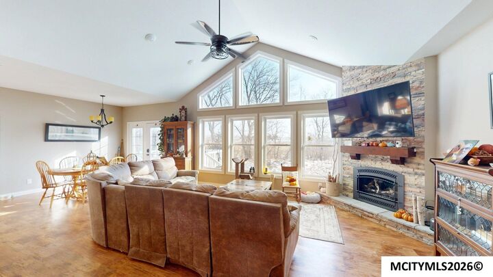 Property Photo: 2750 Indigo Ave IA 50653