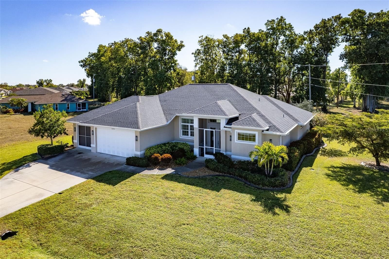 Property Photo: 25195 Estrada Circle FL 33955
