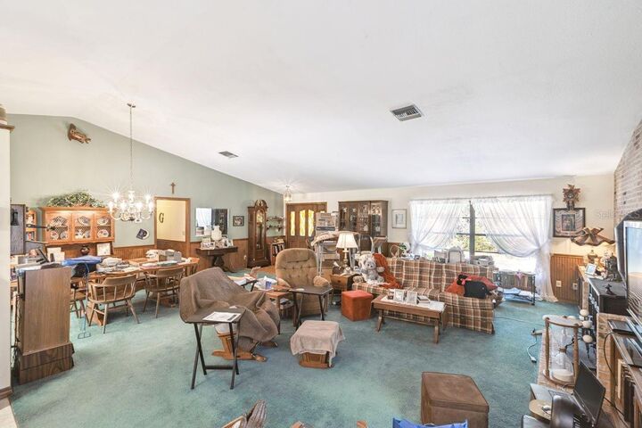 Property Photo: 301 Shady Woods Road FL 32732