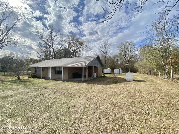 Property Photo:  2221 Highway 63  MS 39452 