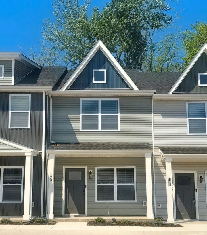 Property Photo:  123 Front Ridge Circle  TN 37040 