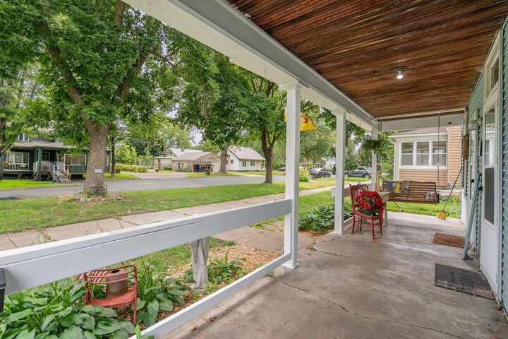 Property Photo:  656 2nd Street N  MN 55003 