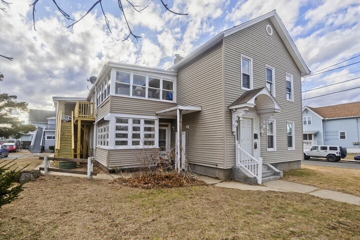 Property Photo:  156 East St  MA 01020 