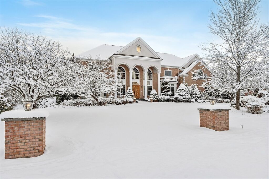 Property Photo:  30 Bridle Path  MA 01545 