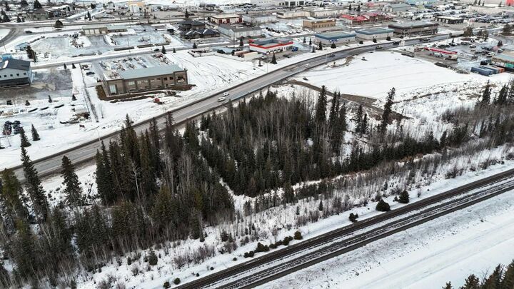 Photo de la propriété:  SW-16-53-17-5 East Lot  AB T7E 1R8 