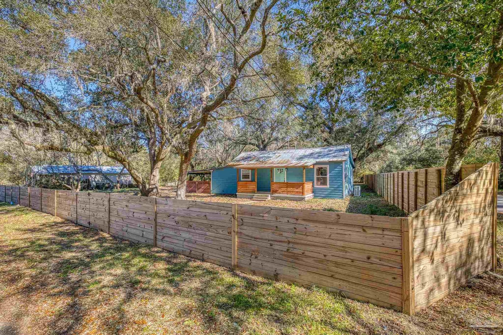 Property Photo:  5324 Cathy St  FL 32583 