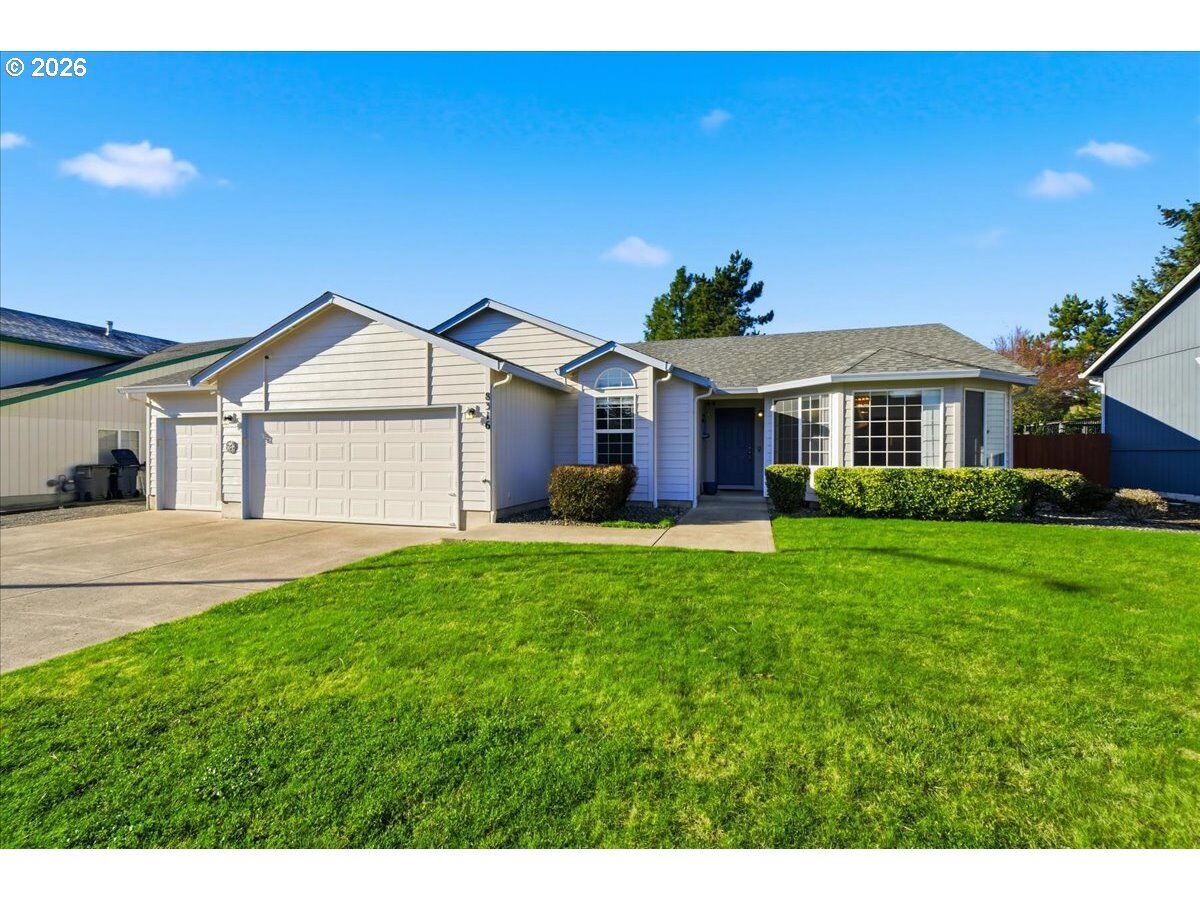 Property Photo:  8316 NE 102nd Ave  WA 98662 