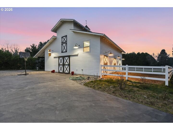 Property Photo:  6810 NE 252nd Way  WA 98604 