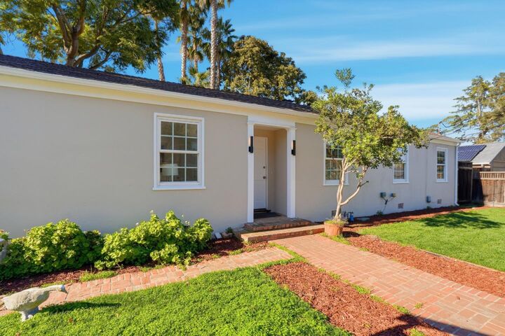 Property Photo:  2055 Oakwood Drive  CA 94303 