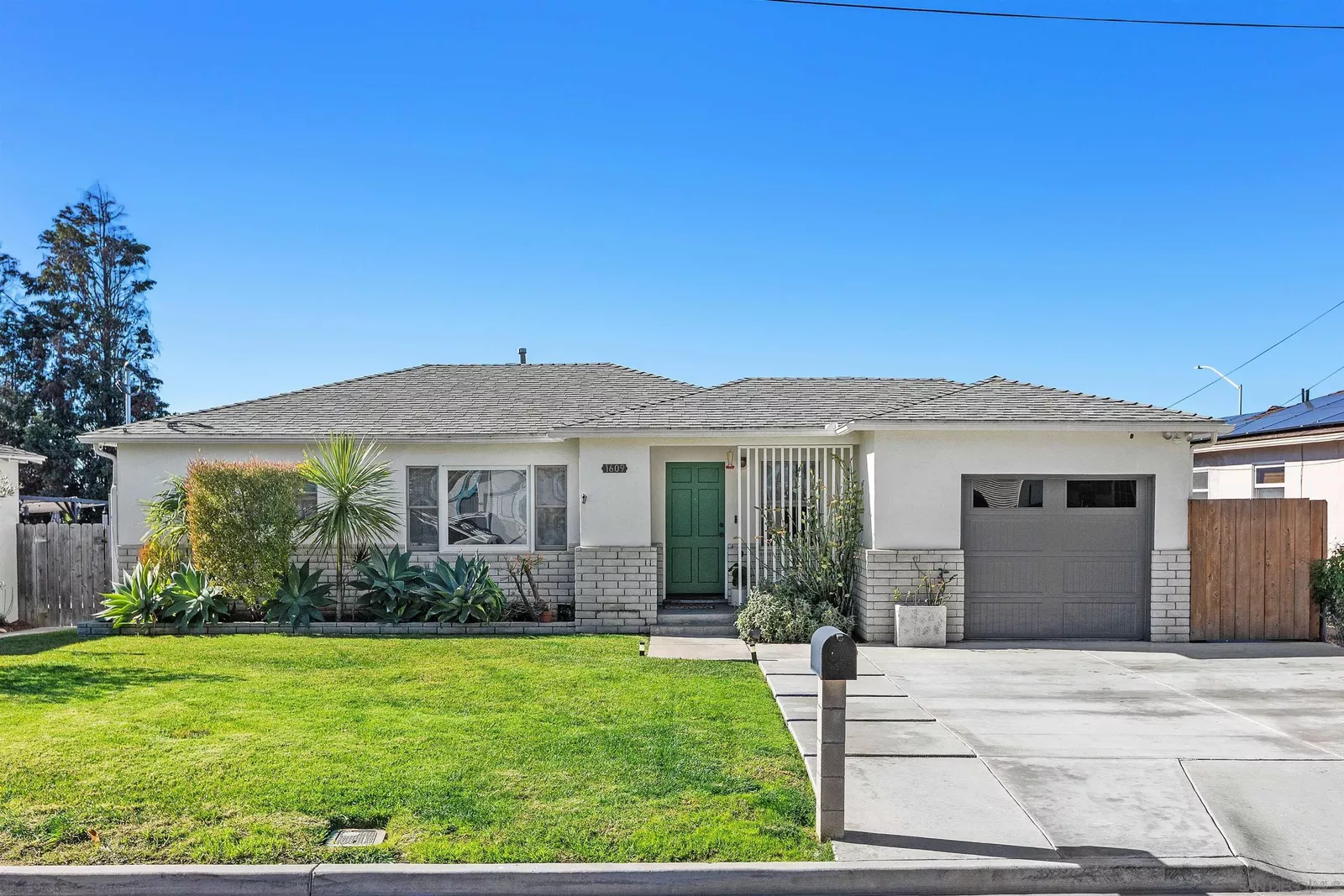 Property Photo:  1609 Lopez St.  CA 92054 
