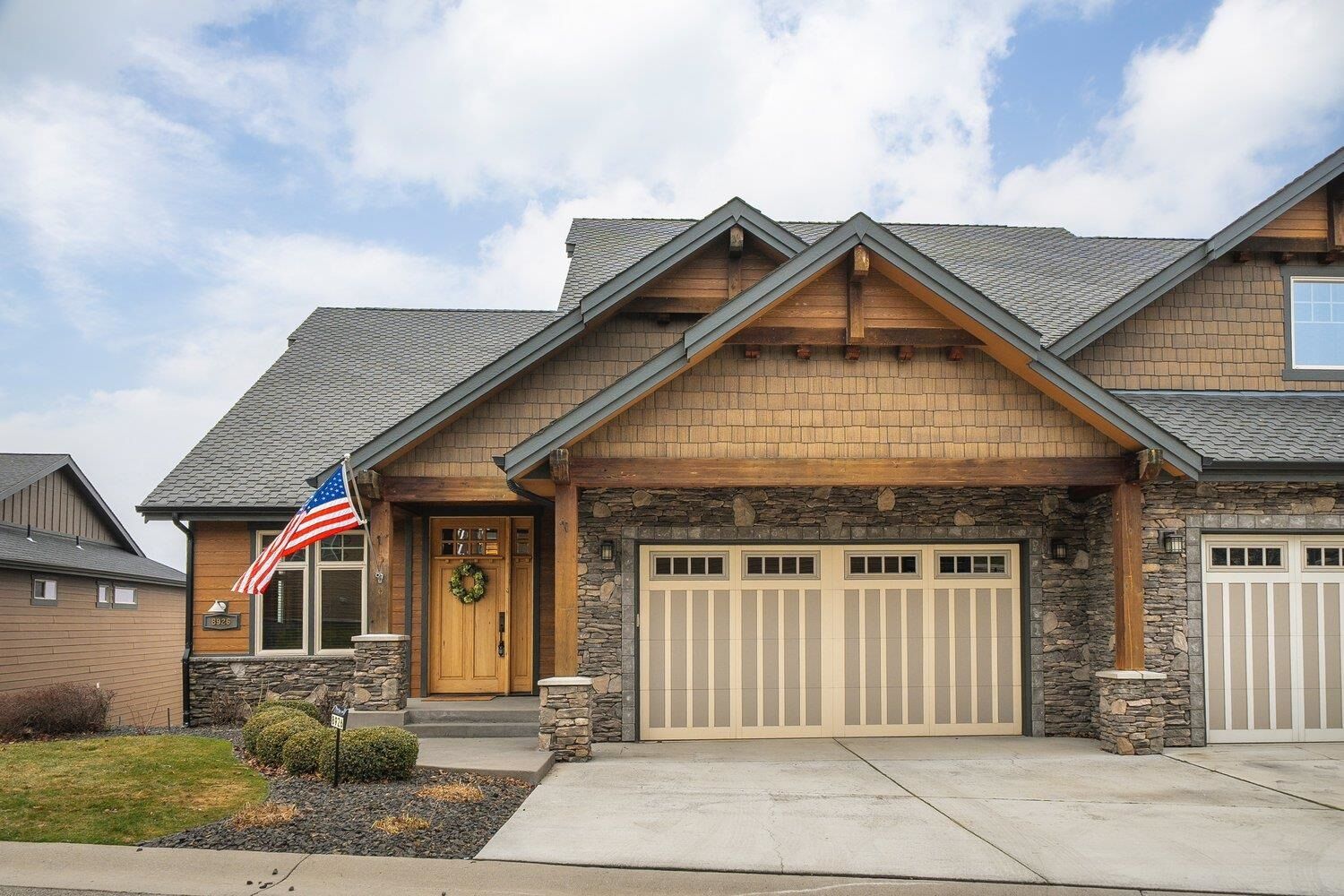 Property Photo:  8926 E Courtview Ln  WA 99217 