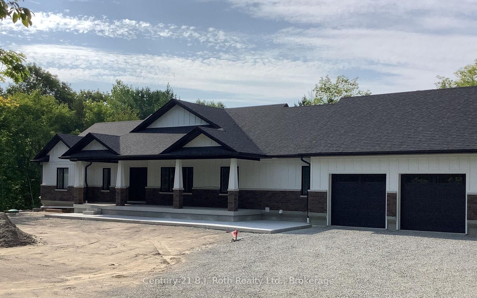 Property Photo:  14 Greenlaw Court  ON L0L 1V0 