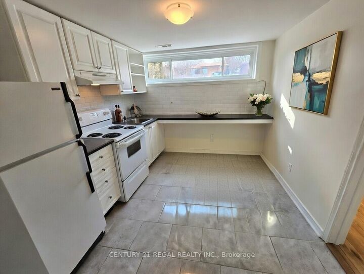 Photo de la propriété: 82 Durham Street Basement ON L1J 5P7