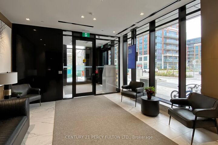 Photo de la propriété:  8 Tippett Road 1305  ON M3H 0E7 