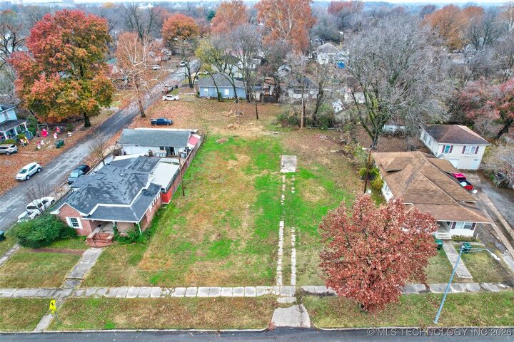 Property Photo:  1003 Eastside Boulevard  OK 74403 