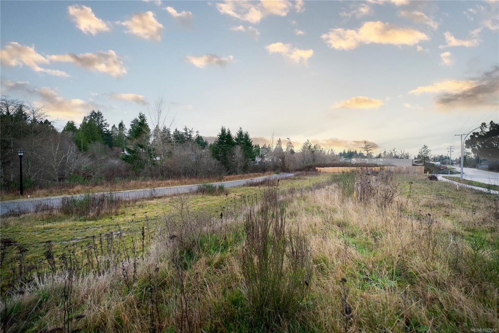 Property Photo:  863 Old Victoria Rd  BC V9R 5Z9 