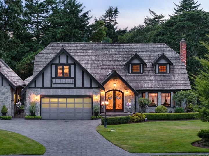 Property Photo:  2773 Arbutus Rd  BC V8N 5X8 