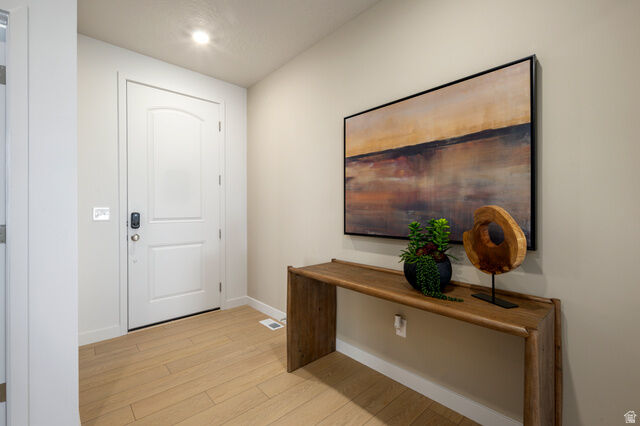 Property Photo:  2040 E Chickadee Dr N 4088  UT 84005 