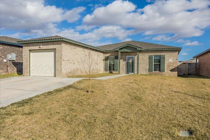 Property Photo:  4903 Ratliff Street  TX 79118-0039 