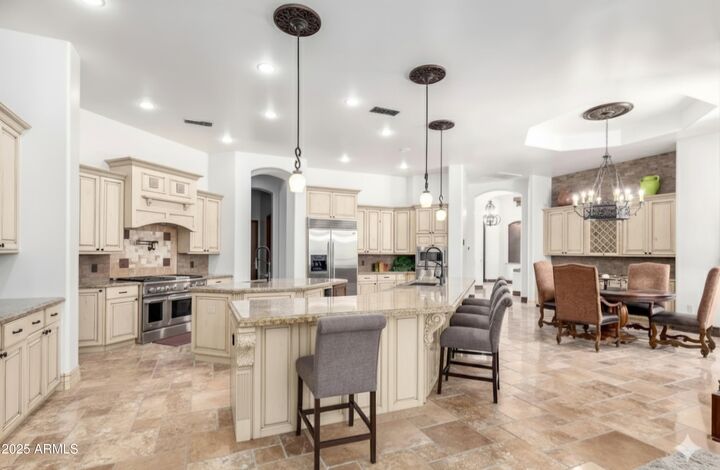 Property Photo:  3037 E Waterman Way  AZ 85297 