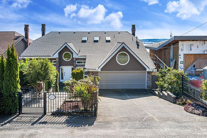 2272 Nelson Avenue — photo 1