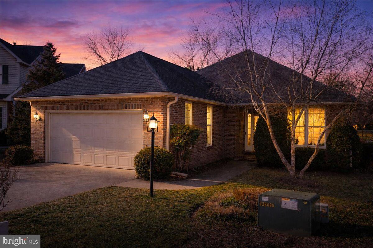 Property Photo: 832 Winder Court VA 22601