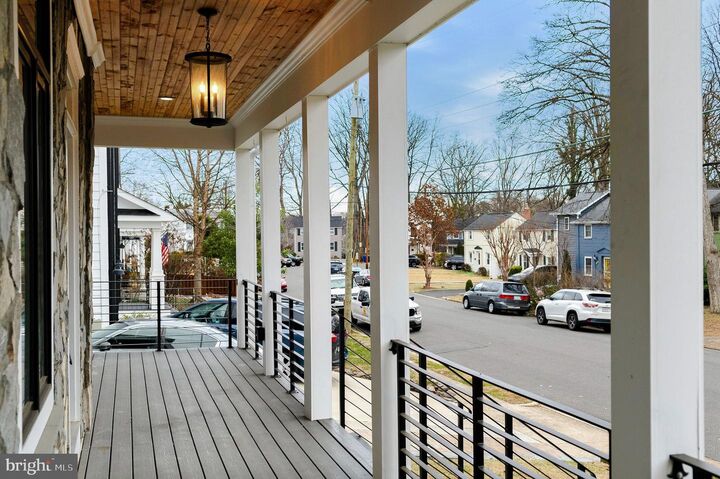 Property Photo:  5129 12th Street S  VA 22204 