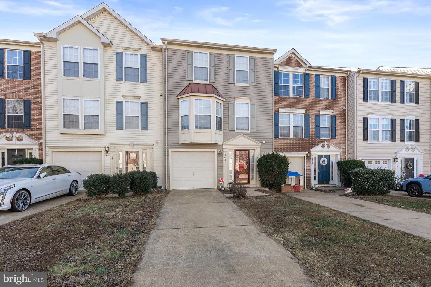 Property Photo: 3908 Fountain Bridge Court VA 22408