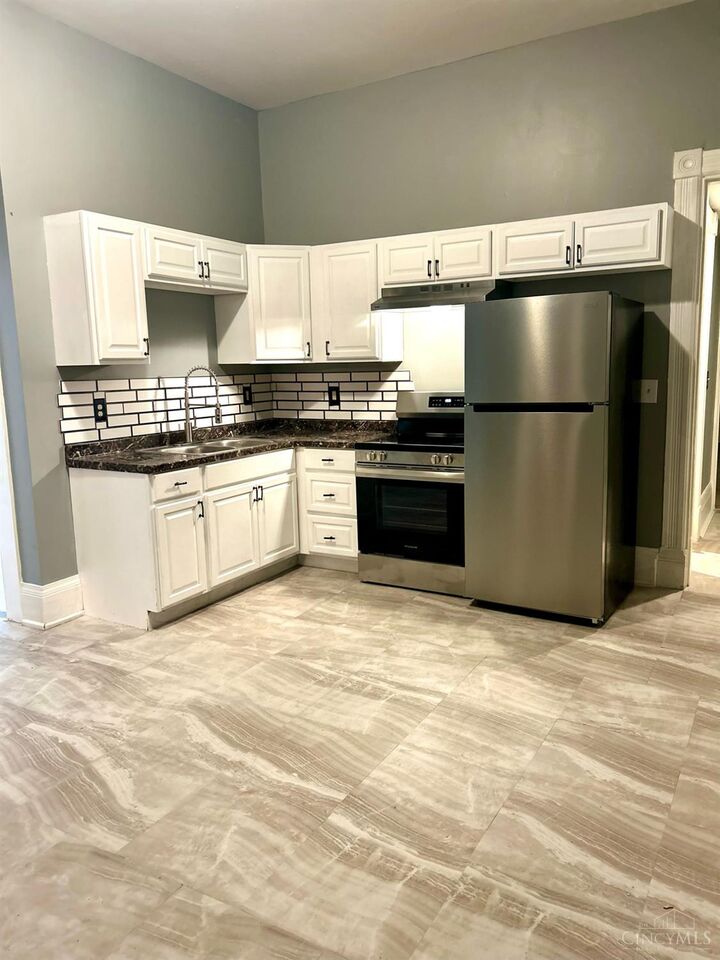 Property Photo:  447 Warner Street  OH 45219 