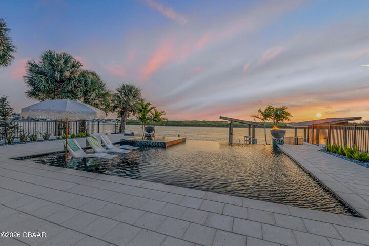 Property Photo:  1194 N Peninsula Avenue  FL 32169 