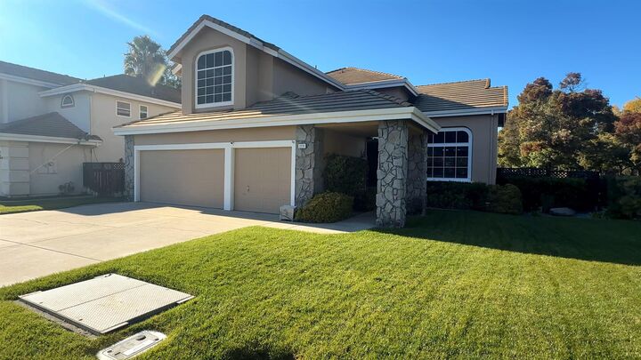 Property Photo:  2270 Tamarisk Ct  CA 94505 