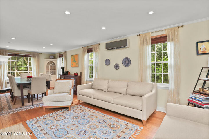 Property Photo:  25 Summit Road  CT 06878 